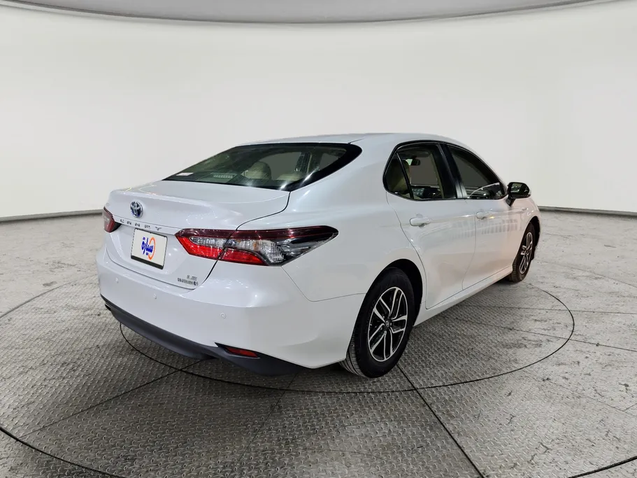 2022 Toyota Camry  LE 