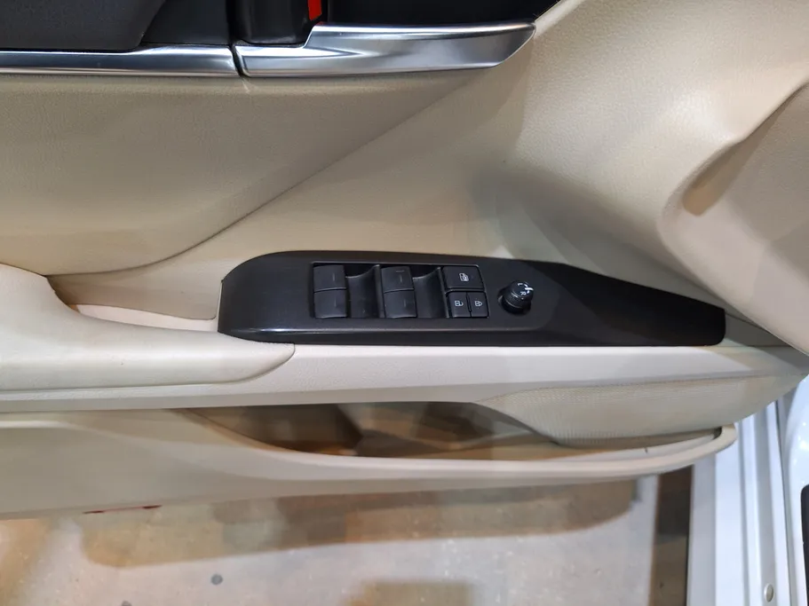 2022 Toyota Camry  LE 