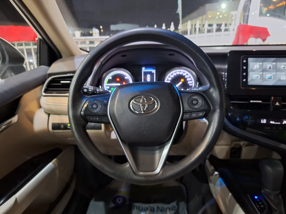 2022 Toyota Camry  LE 