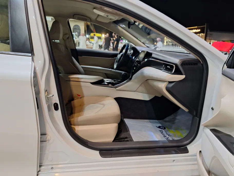 2022 Toyota Camry  LE 