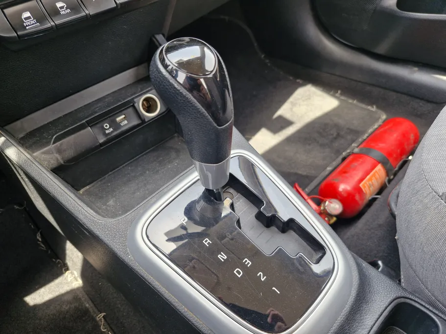 2023 Kia Pegas LX 