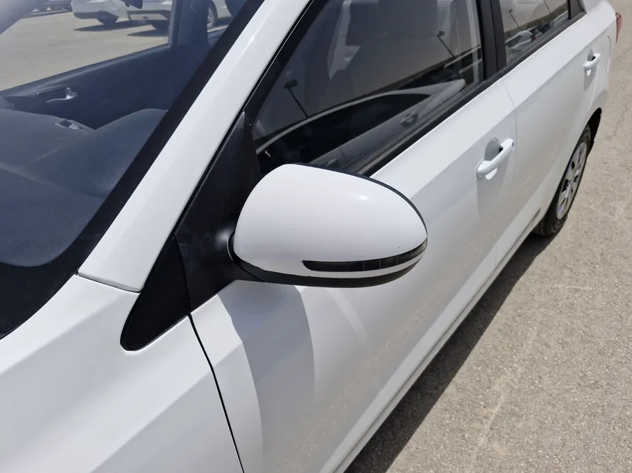 2023 Kia Pegas LX 