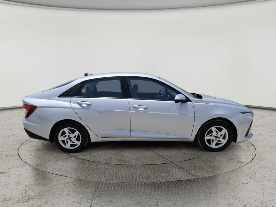 2024 Hyundai Accent Fleet 