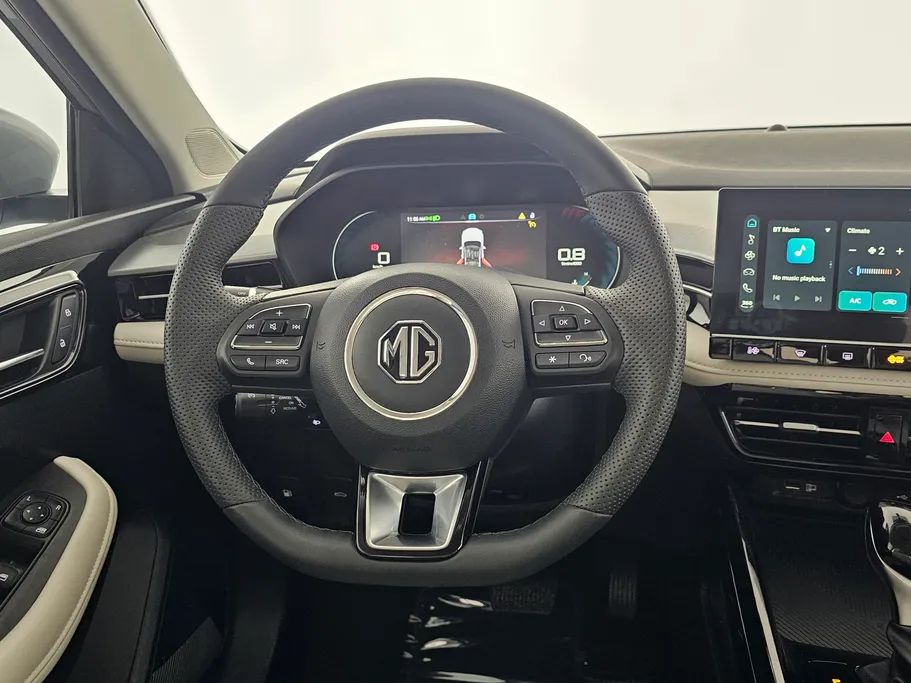 2025 MG 5 LUX 