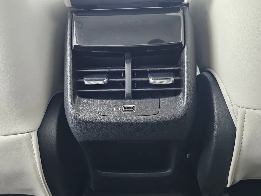 2025 MG 5 LUX 
