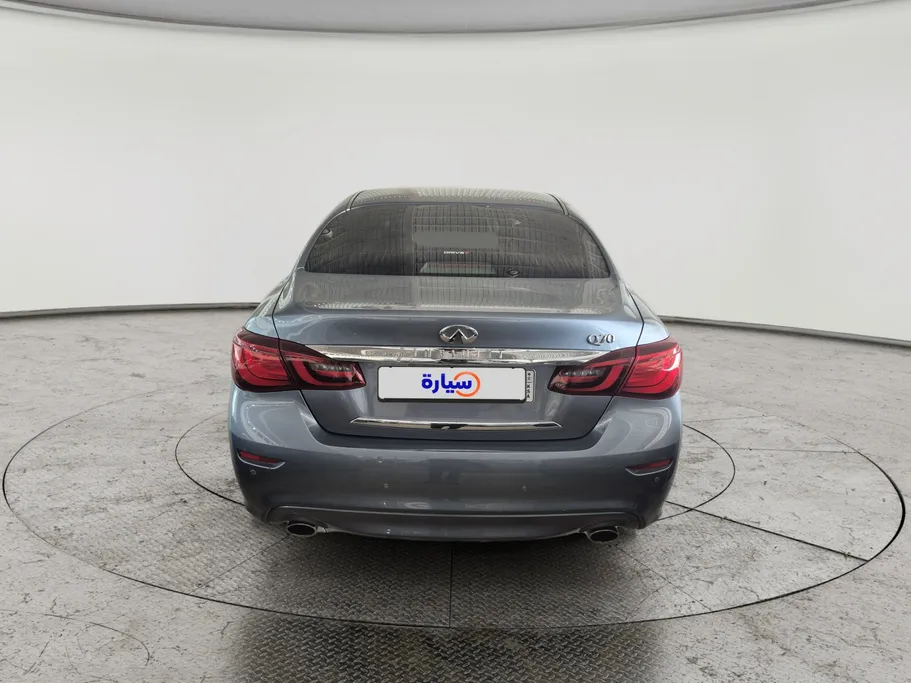 2020 Infiniti Q 70 