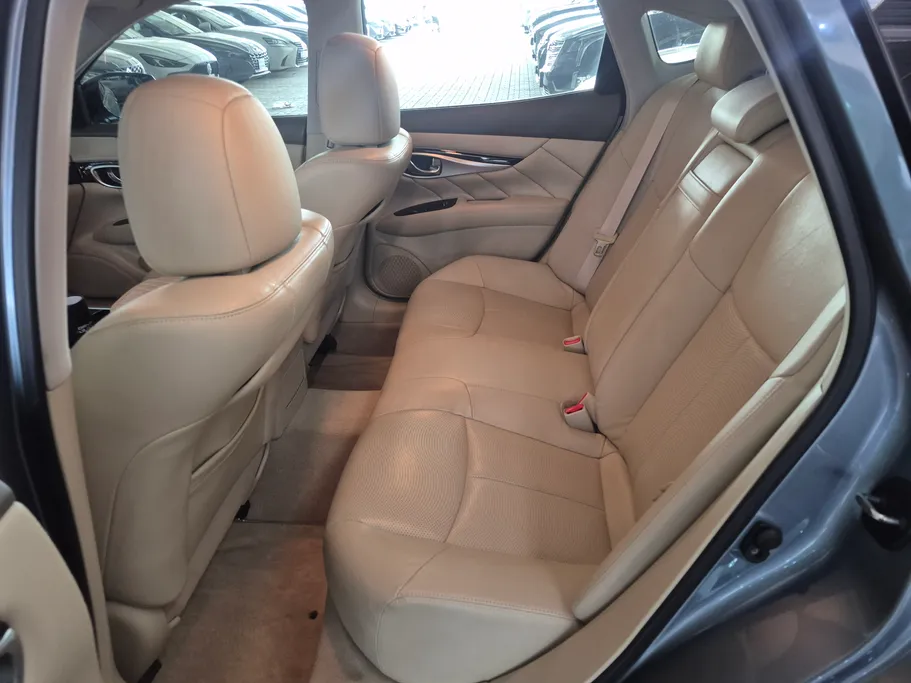 2020 Infiniti Q 70 