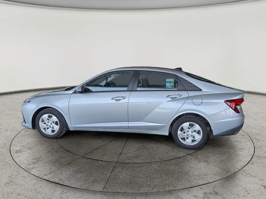 2024 Hyundai Accent Fleet 