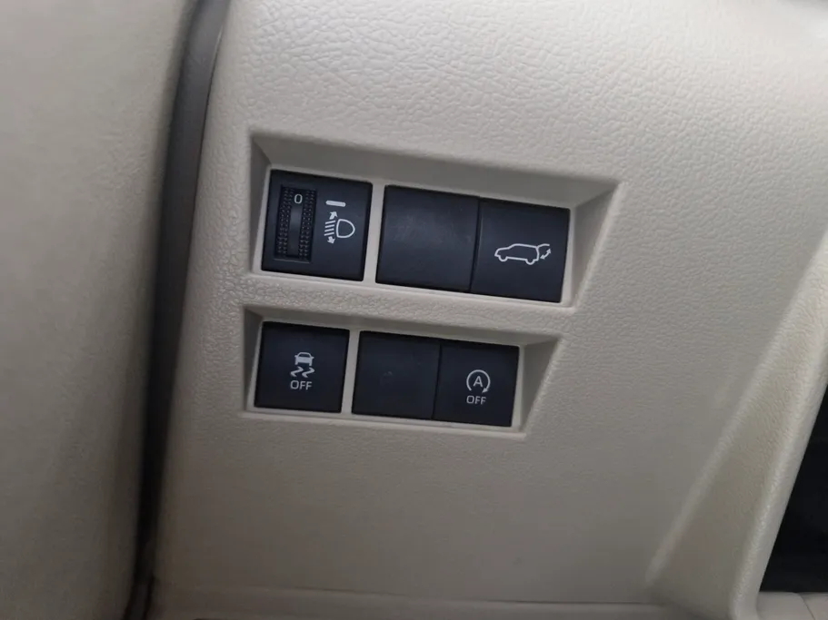 2023 Toyota Land Cruiser GXR 