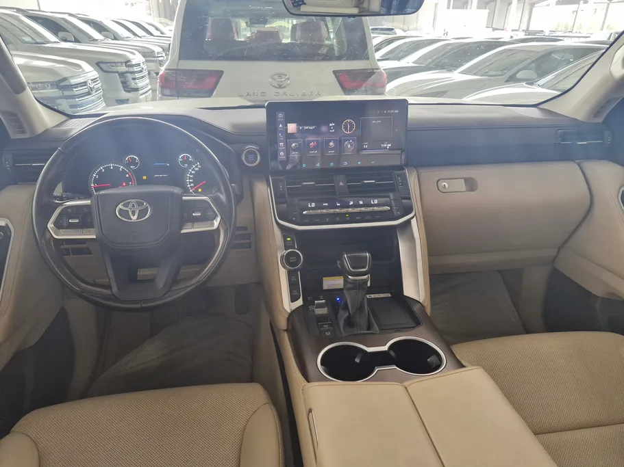 2023 Toyota Land Cruiser GXR 