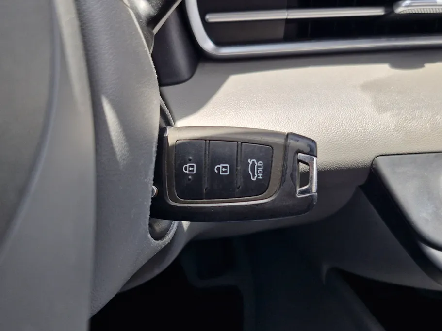 2023 Hyundai Elantra Fleet 