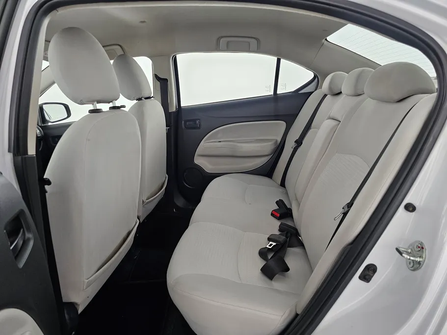 2021 Mitsubishi Attrage GLX LL 