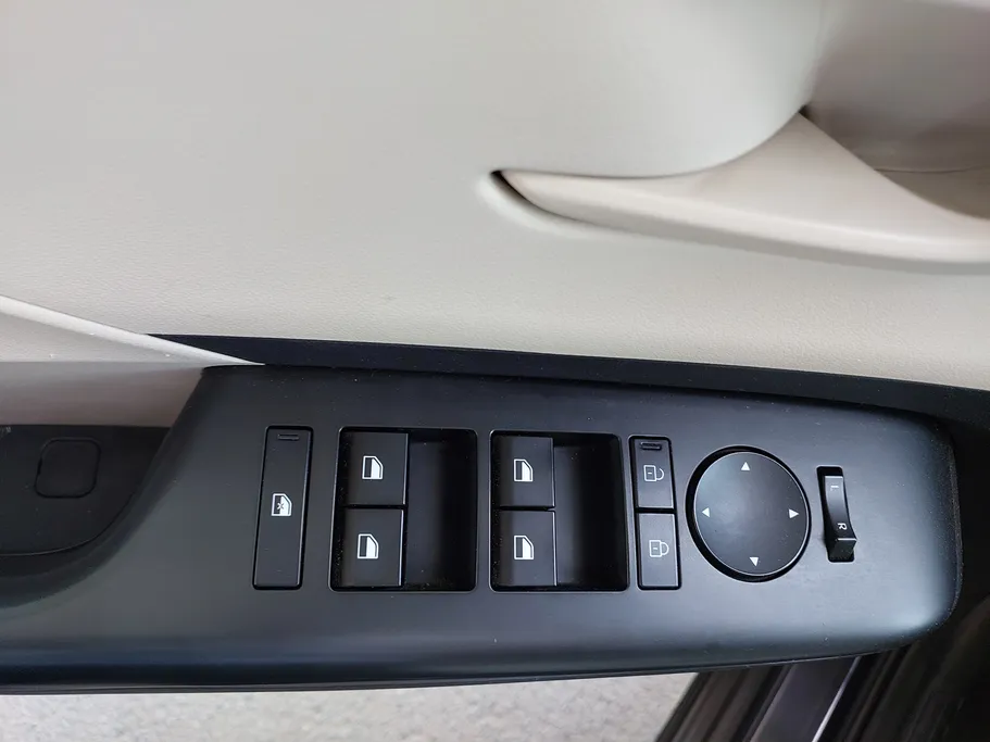 2024 Hyundai Kona SMART 