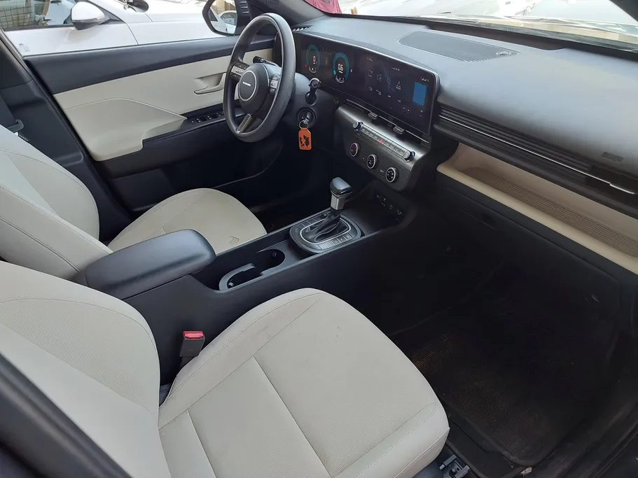 2024 Hyundai Kona SMART 
