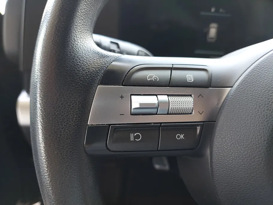 2024 Hyundai Kona SMART 