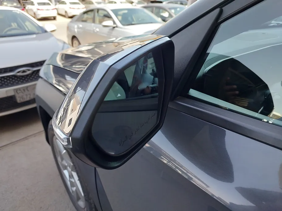 2024 Hyundai Kona SMART 