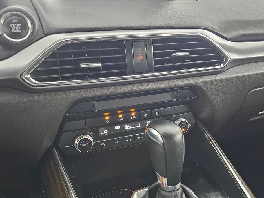 2020 Mazda CX9 Signature 
