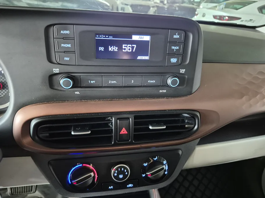 هيونداي Grand i10 فلييت 2024 