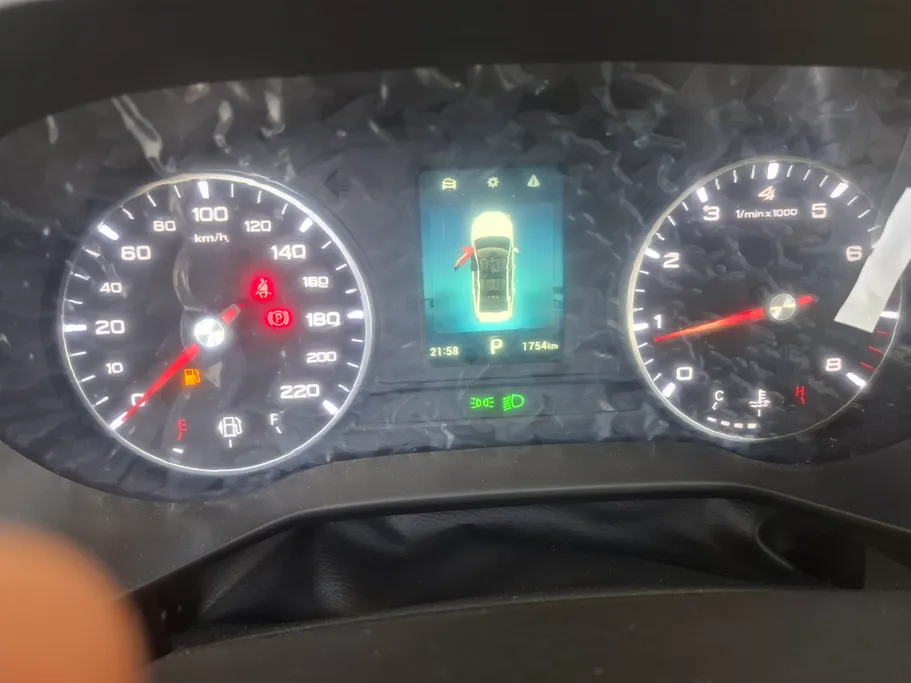 ام جي 5 STD 2025 