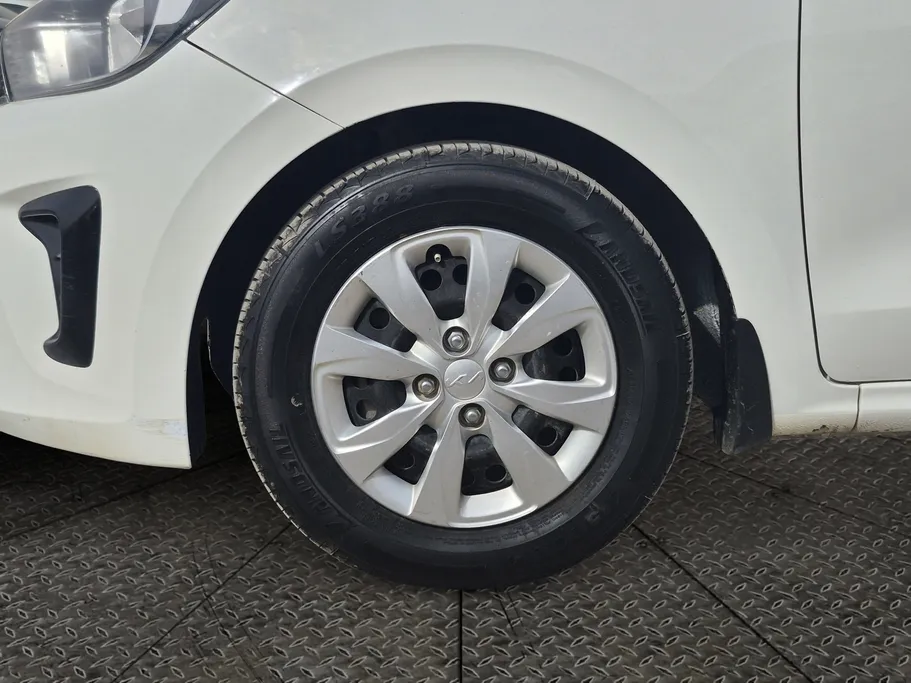 2023 Kia Pegas LX 