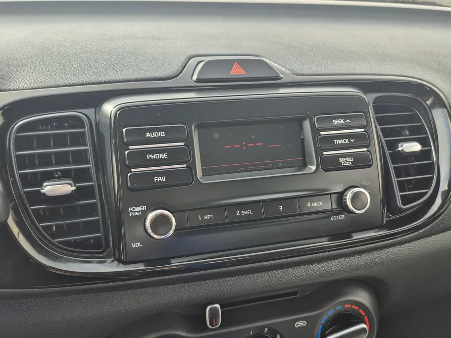 2023 Kia Pegas LX 