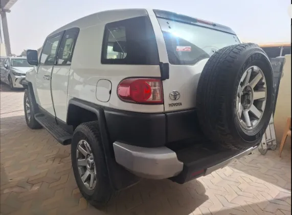 تويوتا اف جي FJ Cruiser 2023 