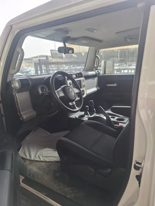 تويوتا اف جي FJ Cruiser 2023 