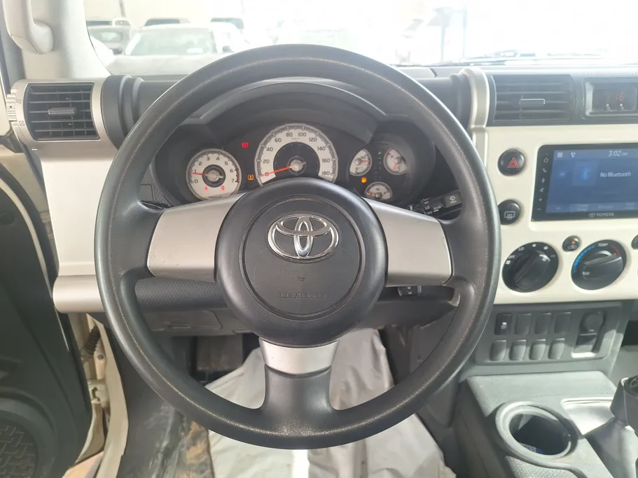 تويوتا اف جي FJ Cruiser 2023 