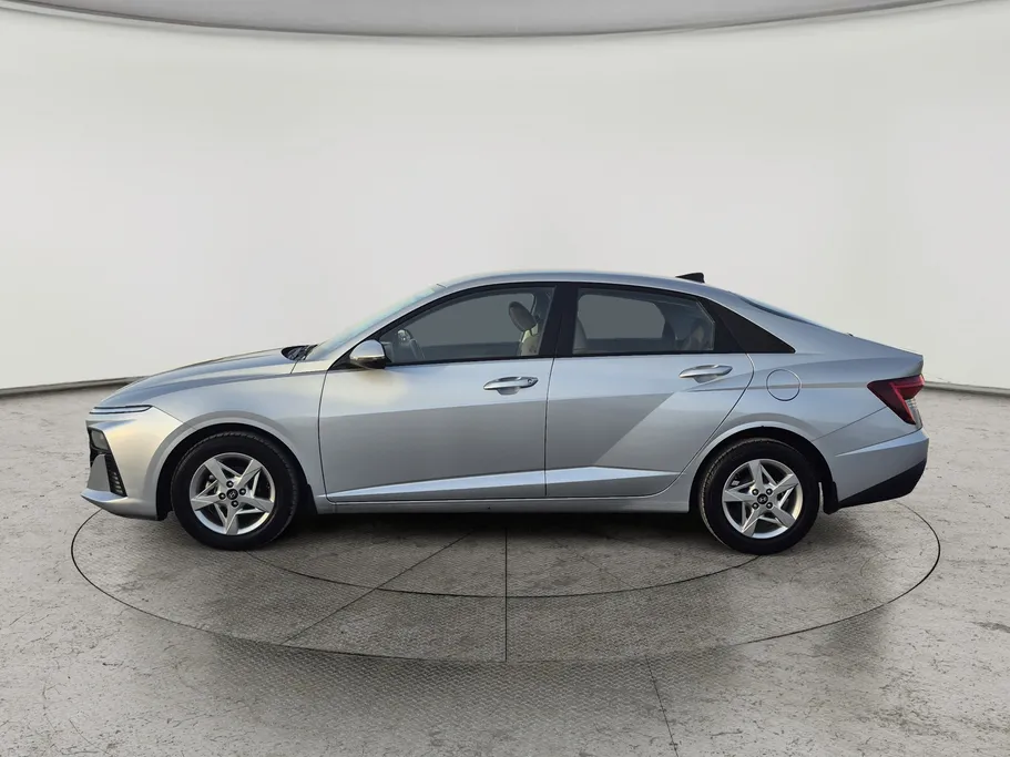 2024 Hyundai Accent Fleet 