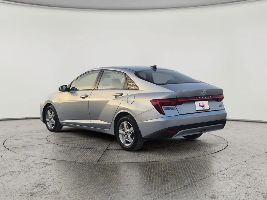 2024 Hyundai Accent Fleet 