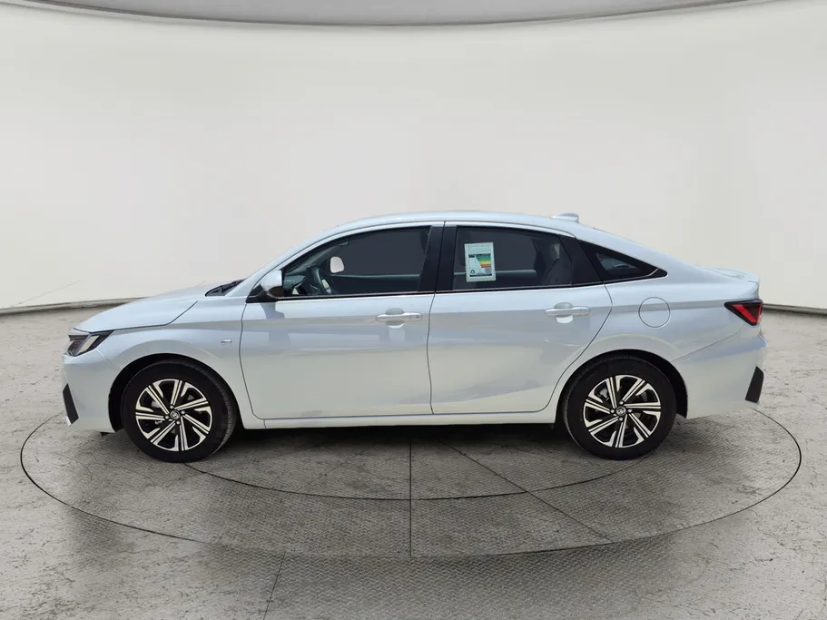 2026 Toyota Yaris  Y Plus 