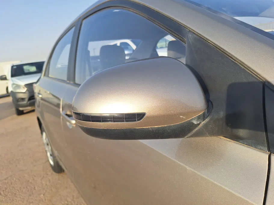 2022 Kia Pegas GL 