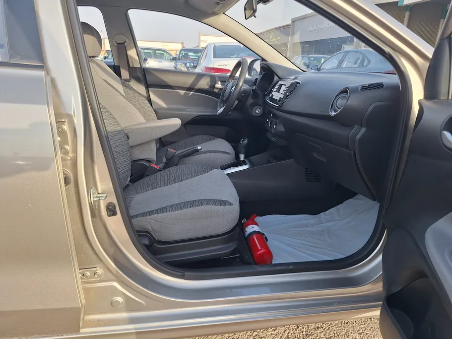 2022 Kia Pegas GL 