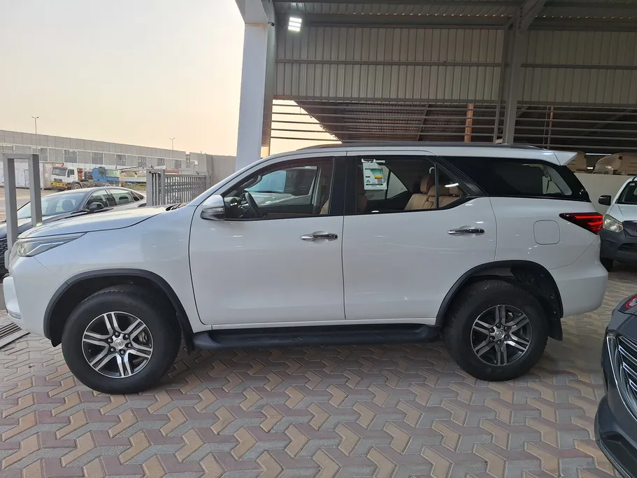 2024 Toyota Fortuner GX 