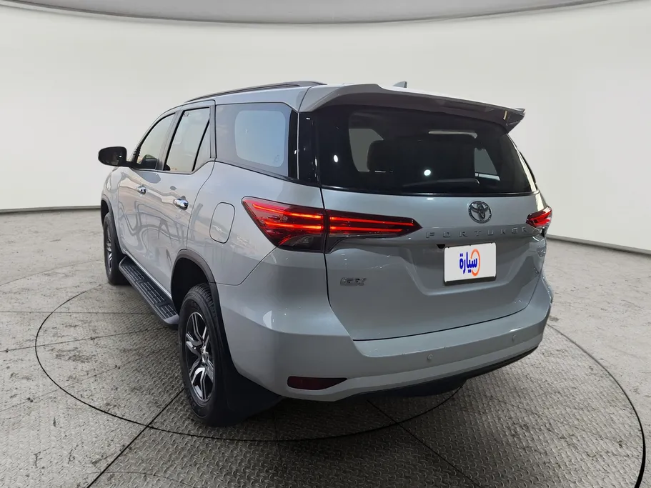 2024 Toyota Fortuner GX 