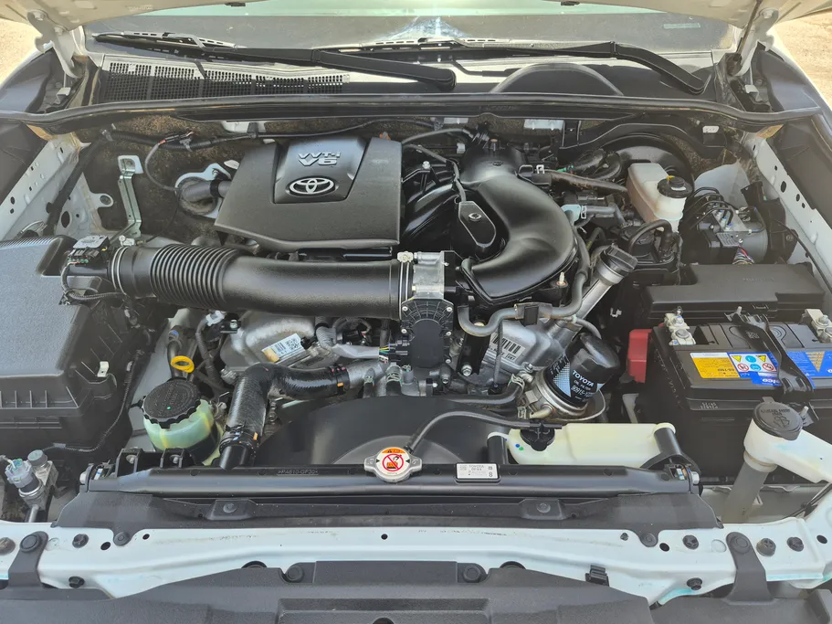 2023 Toyota Fortuner VX 