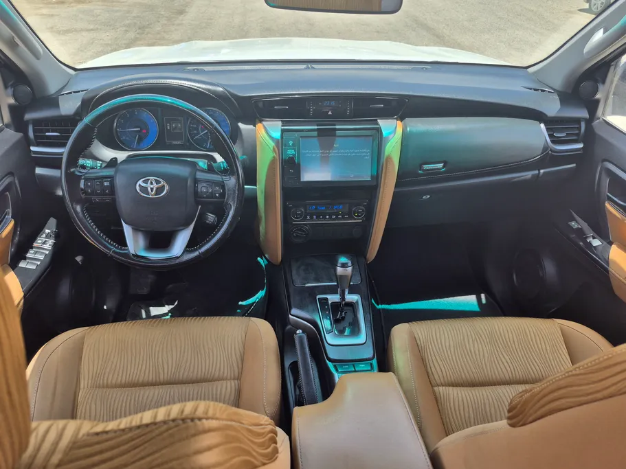 2023 Toyota Fortuner VX 