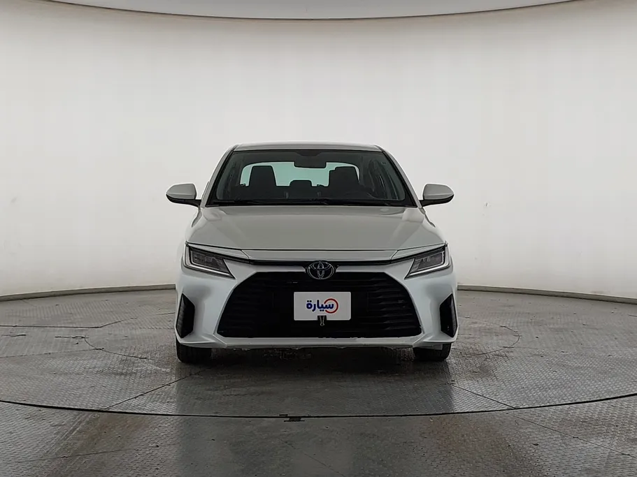 2024 Toyota Yaris  Y 