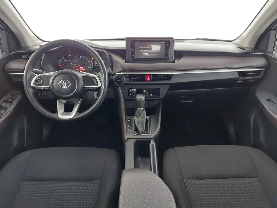 2024 Toyota Yaris  Y 