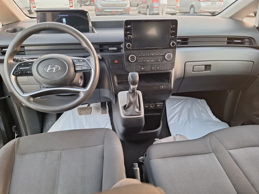 2022 Hyundai Staria Smart 11 ST 
