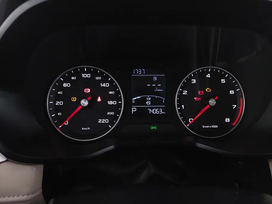2022 ام جي 5 STD 