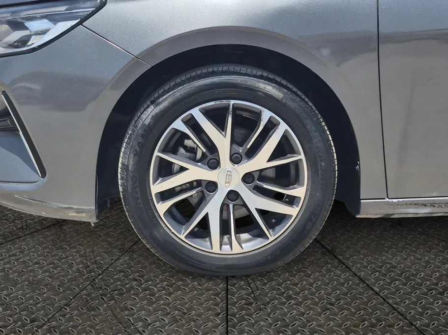 جيلي امجراند GS 2024 