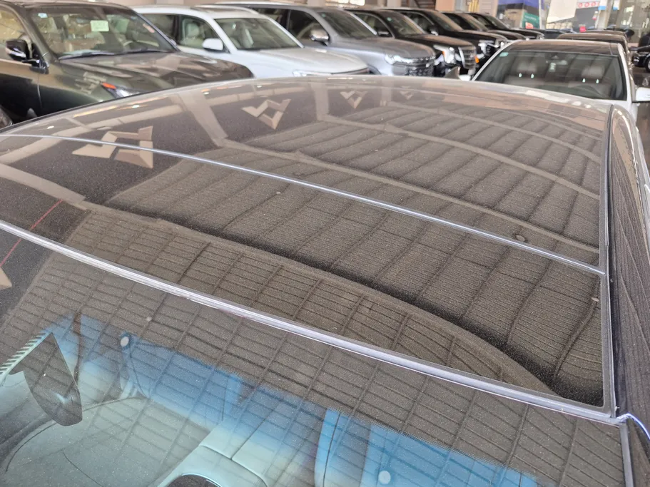 2025 Genesis G90 Prestige 