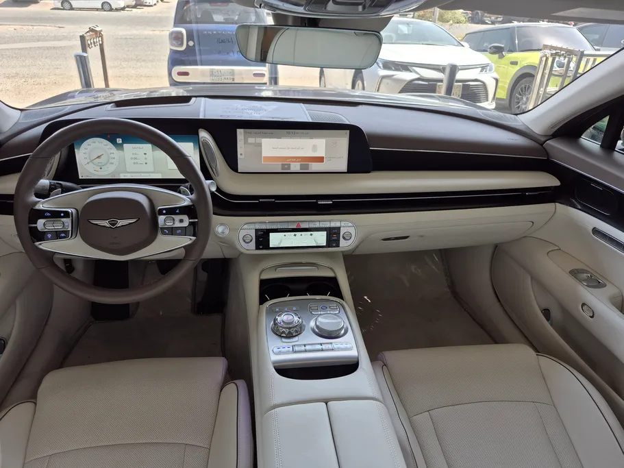 2025 Genesis G90 Prestige 