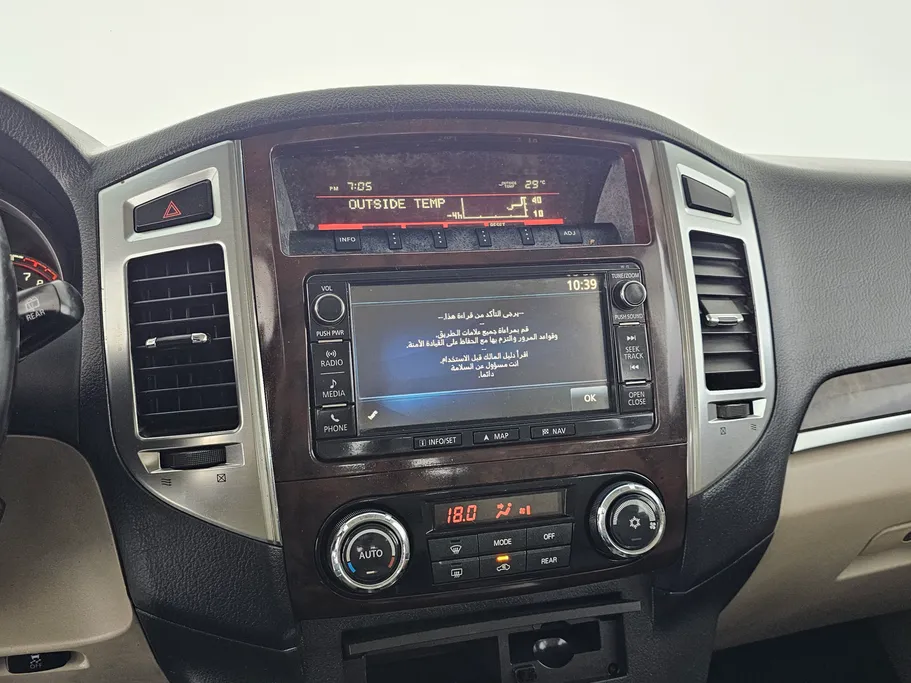 2017 Mitsubishi Pajero GLS 4Doors 
