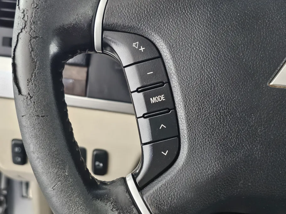 2017 Mitsubishi Pajero GLS 4Doors 