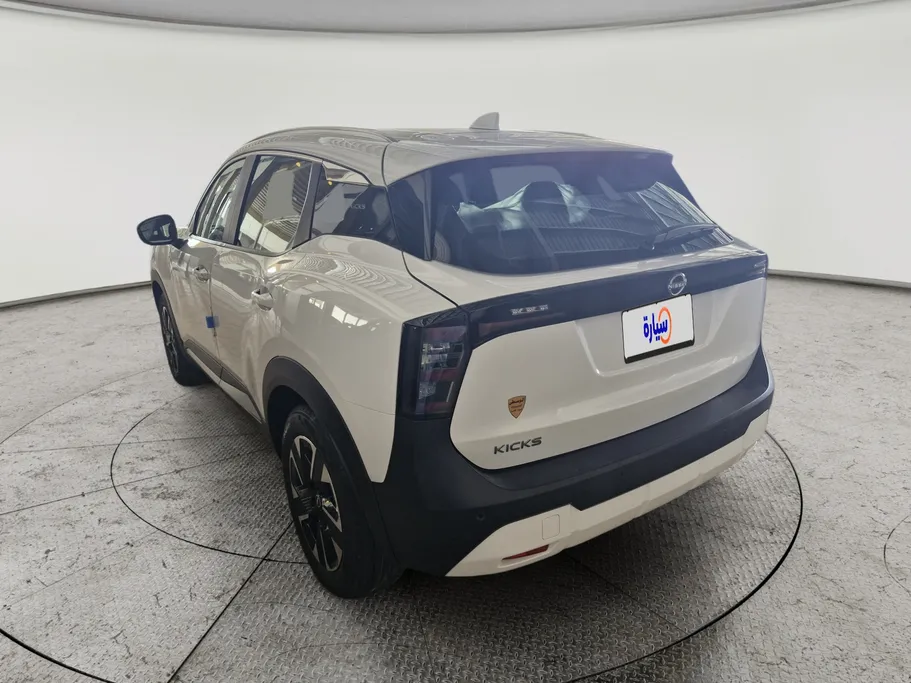 2025 Nissan Kicks SV 