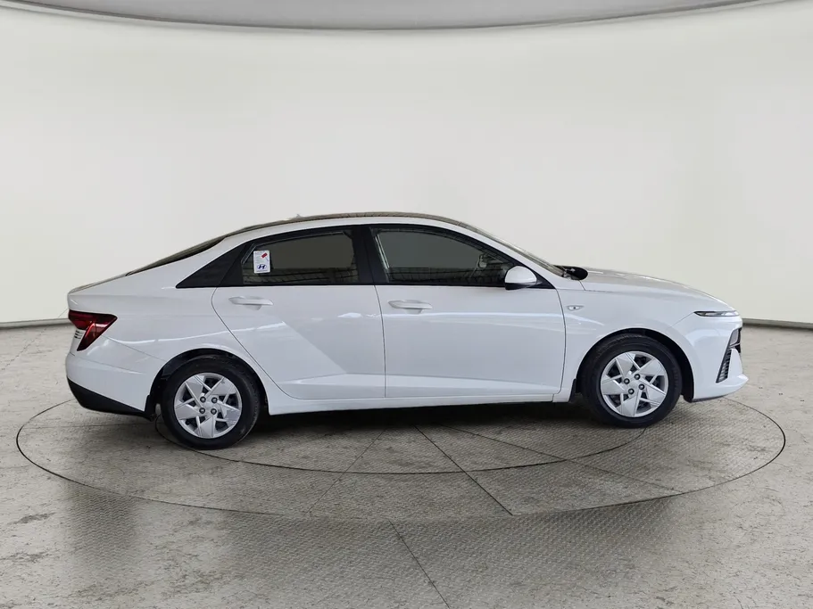 2024 Hyundai Accent Fleet 