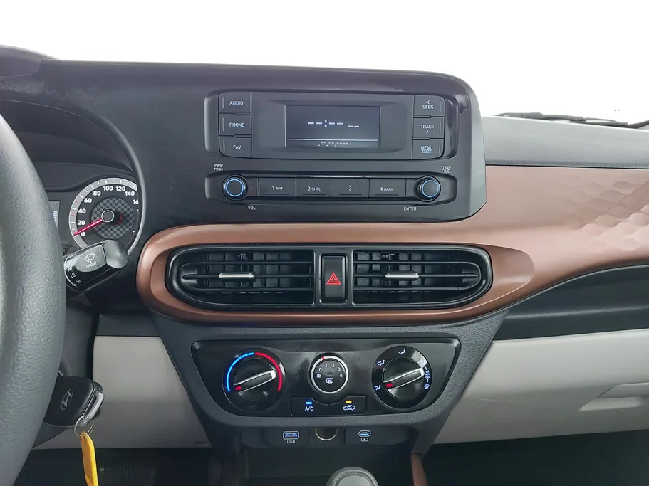هيونداي Grand i10 فلييت 2024 