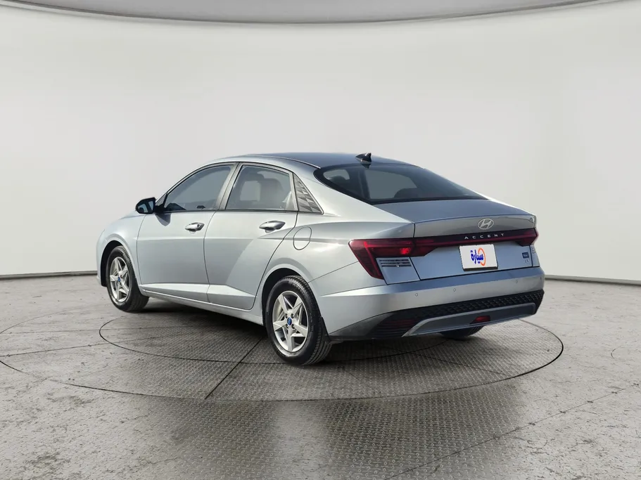 2024 Hyundai Accent Fleet 